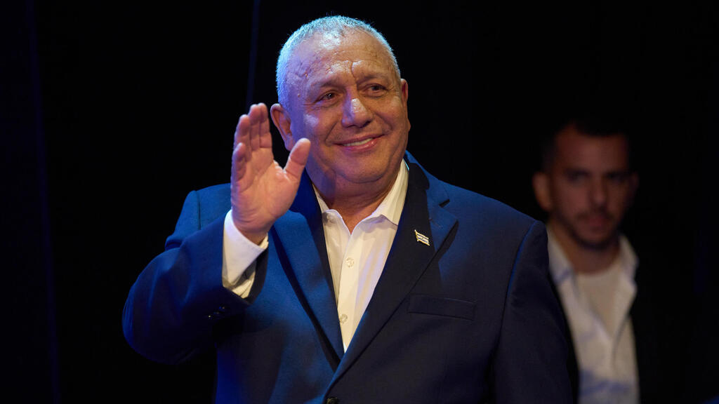 Eisenkot warns against a process that will lead to a binational state (Photo: Ariel Schalit/AP) גדי איזנקוט