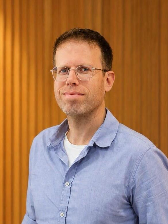 צח שטילר