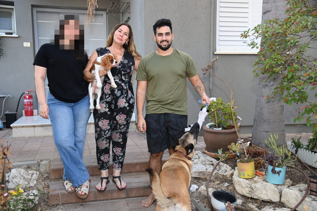 Einat: 'The children are the revival and the foundation of the kibbutz' (Photo: Herzl Yosef) עינת חמיאס חוזרת להתגורר בקיבוץ כפר עזה