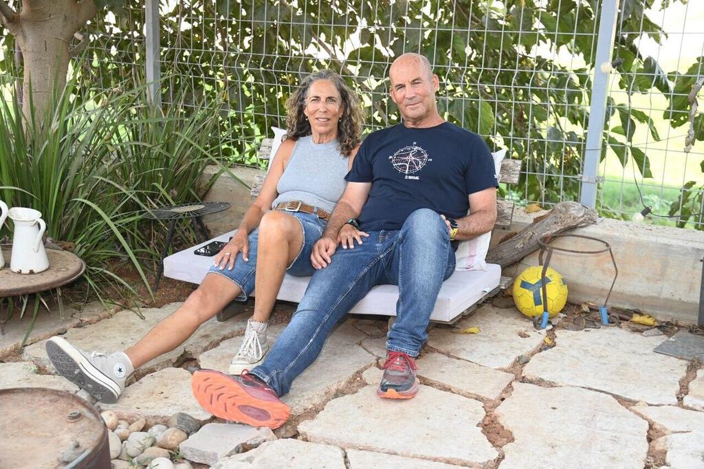 Sharona and Alon (Photo: Herzl Yosef) שרונה קסלר חוזרת להתגורר בקיבוץ כפר עזה