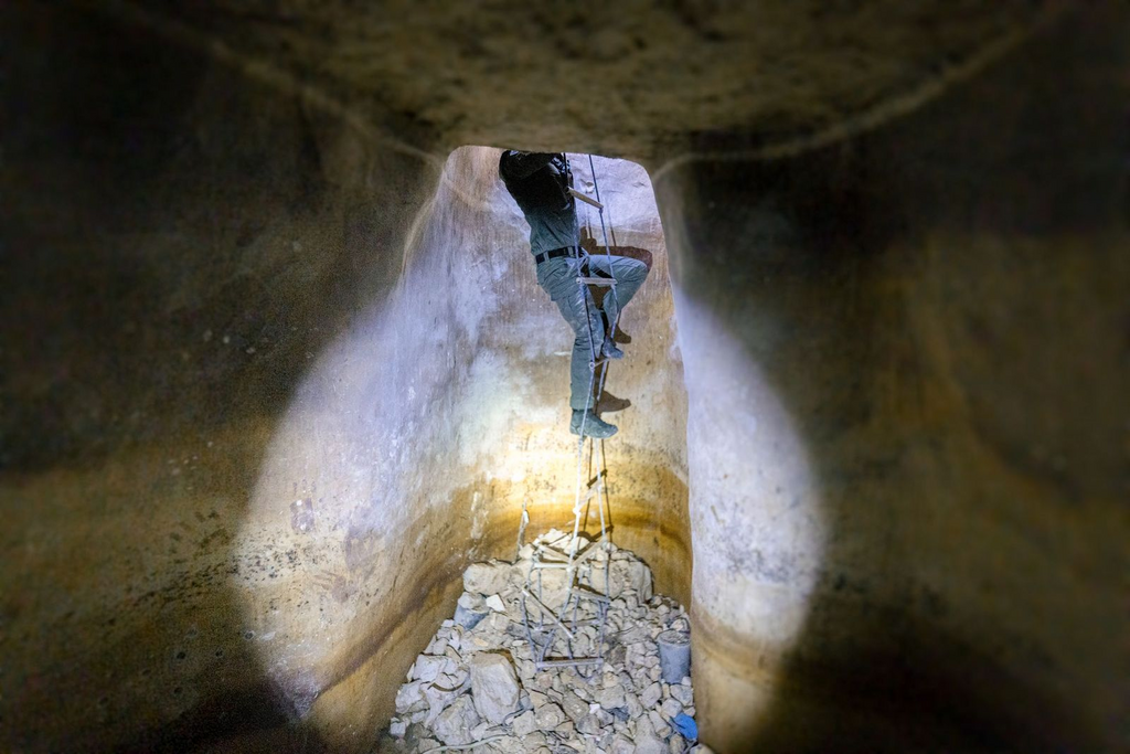 The tunnel located near al-Jib (Photo: Israel Police) מנהרה אותרה סמוך לכפר אל-ג'יב