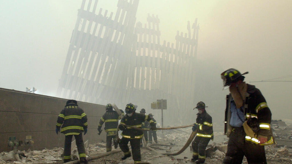 The September 11, 2001, terrorist attacks on the World Trade Center’s Twin Towers (Photo: AP Photo/Mark Lennihan, File) אסון התאומים הפיגוע במגדלי התאומים 11 בספטמבר 2001