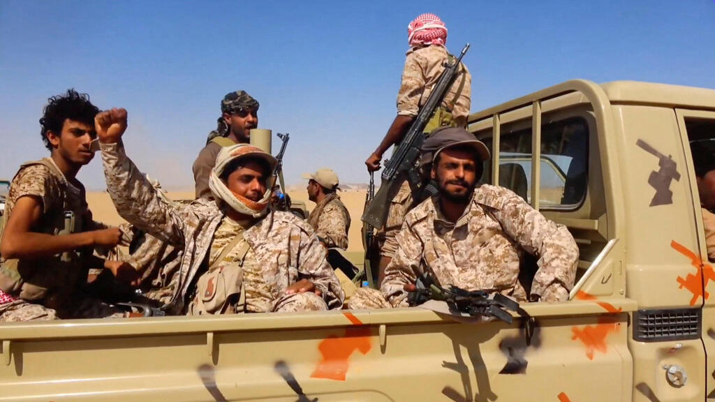 emeni government forces fighting the Houthis in the Al-Hazm areaחאזם (Photo: Media Center Of The Yemeni Armed Forces/Handout via Reuters) כוחות ממשל תימן הנלחמים בחות'ים באזור אל-חאזם