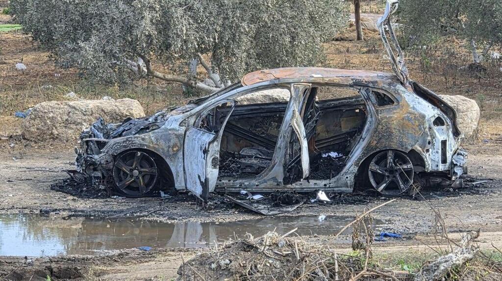 3 גברים אותרו ללא רוח חיים בשרון: "הרכב עלה באש, מצאנו אותם רק אחרי הכיבוי"