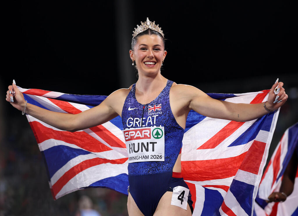 British sprinter Amy Hunt called out Sweeney for monetizing women's body (Photo: Julian Finney/Getty Images) איימי האנט