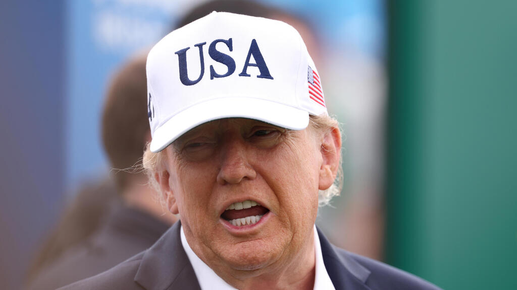 US President Donald Trump (Photo: Richard Heathcote/Getty Images) נשיא ארה"ב דונלד טראמפ ביקור מגרש גולף ב אירלנד