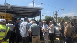 המשטרה מפזרת את ההפגנה ומבצעת מעצרים במג'ד אל-כרום