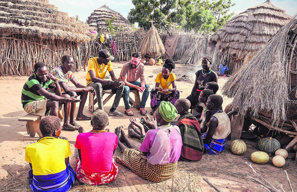 Lior Sperandeo in Uganda (Photo: Adiaka Paul) ליאור ספרנדאו באוגנדה