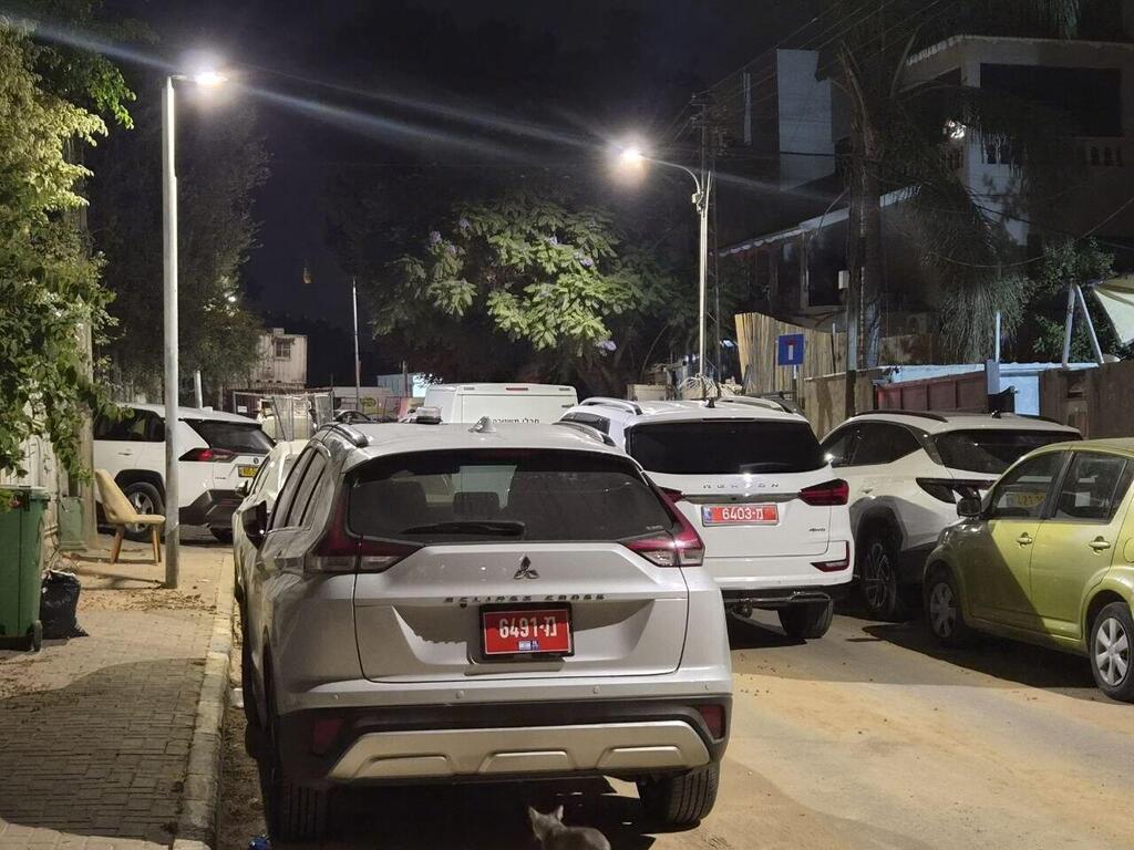 The scene where a stolen IDF anti-tank rocket was fired in Jaljulia (Photo: Hassan Shaalan) מתחם המגורים בג'לג'וליה אליו נורה הטיל