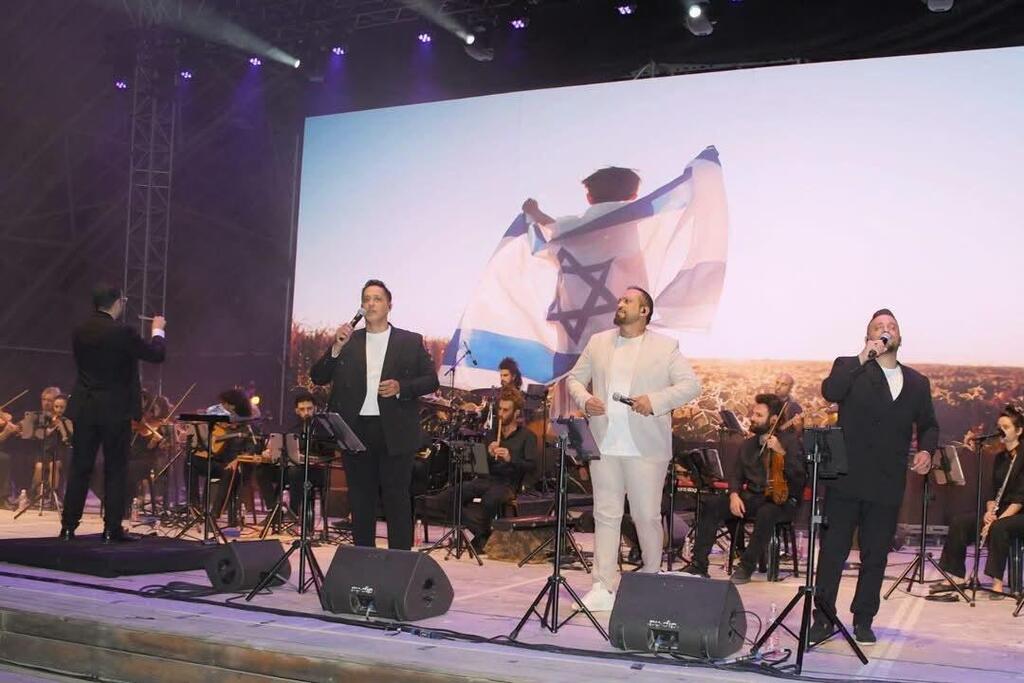 Raviv Kanfo’s Project performs with the Israeli Andalusian Orchestra of Ashdod during a Selichot concert blending traditional prayer with contemporary Israeli music (Photo: Meir Sharam) Raviv Kanfo’s Project performs with the Israeli Andalusian Orchestra of Ashdod during a Selichot concert blending traditional prayer with contemporary Israeli music