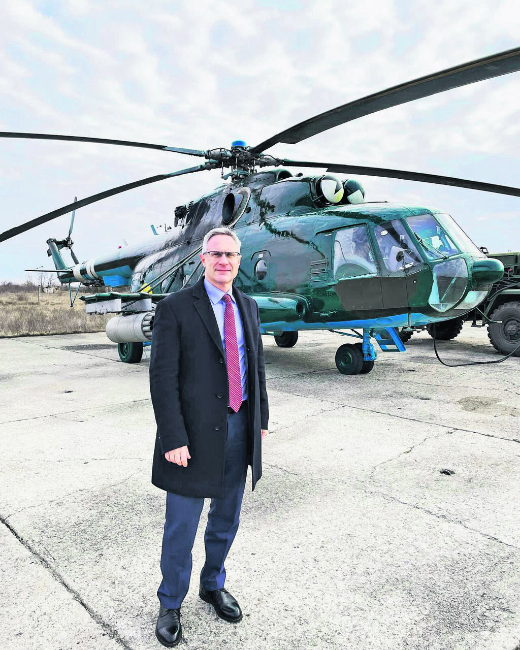 Michael Brodsky during a visit to eastern Ukraine (Photo: Courtesy) מיכאל ברודסקי בסיור למזרח אוקראינה