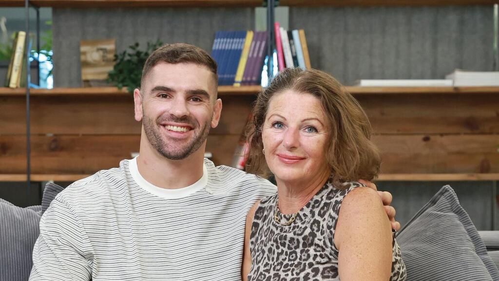 פיטר פלצ'יק ואמו לריסה