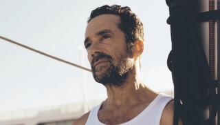 "במחשבה לאחור, להיות סמל מין נראה לי פתטי"