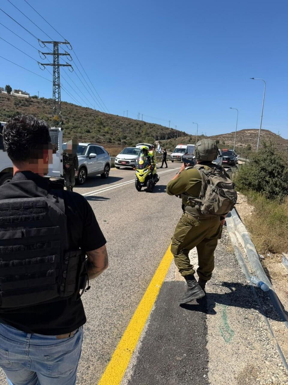 פיגוע ירי בנווה צוף