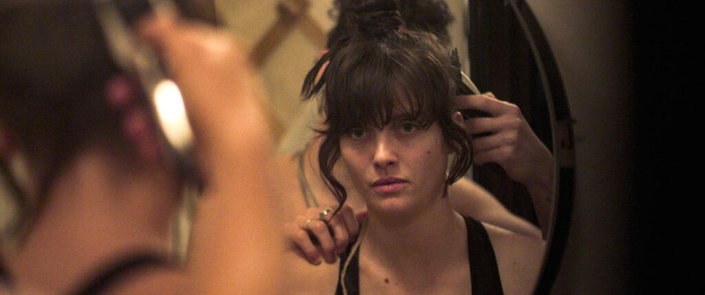 Noga Erez, from 'NOGA' (Photo: Roei Morad, courtesy of yes) נגה ארז, מתוך NOGA