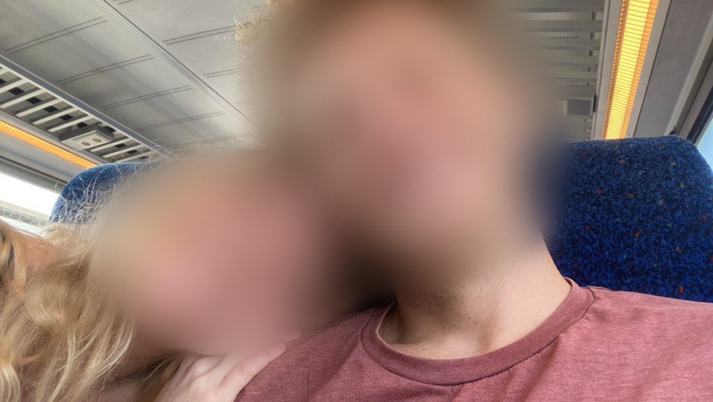 Couple alleges intimate touching, strip search during ‘extreme’ security check at Egypt border ש׳ ו-ע'