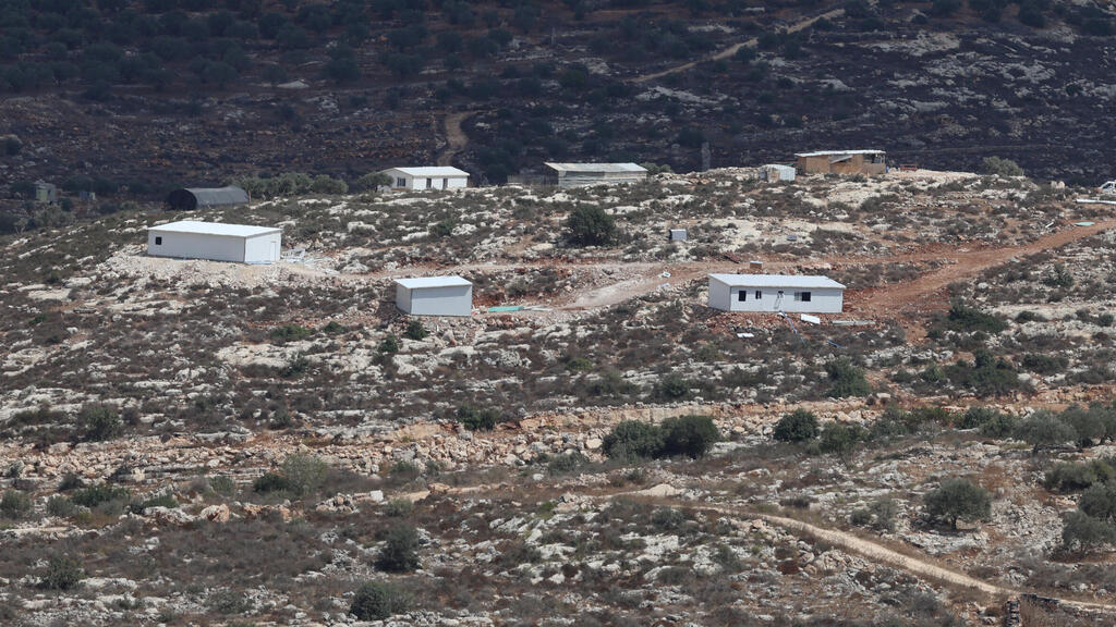 The new outposts in ‘Gush Qana’ (Photo: Shaul Golan) המאחזים החדשים ב"גוש קנה"