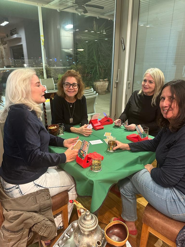Hani Lederman, Gabi Sahar, Anat Leshman (wearing glasses) and Iris Mantel חני לדרמן, גבי סהר, ענת לשמן (במשקפיים) ואיריס מנטל