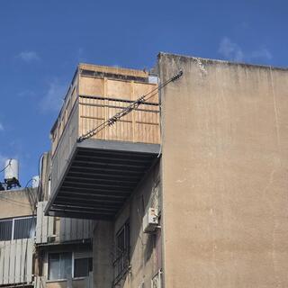 מרפסת סוכה בצפת