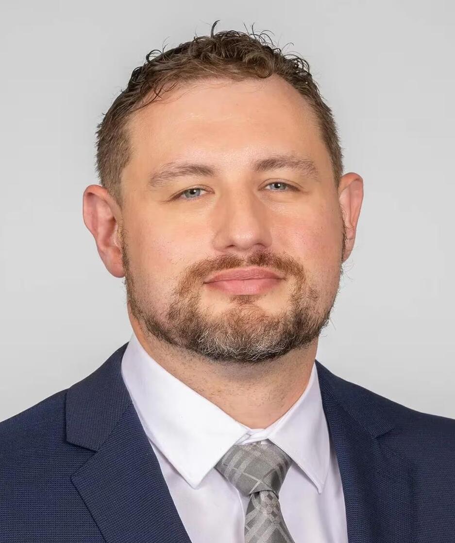 Dr. Ian Walton: fired from Ohio hospital 'because he's Jewish' (Photo: Cleveland Clinic) ד"ר איאן וולטון פוטר מבית חולים באוהיו "כי הוא יהודי"