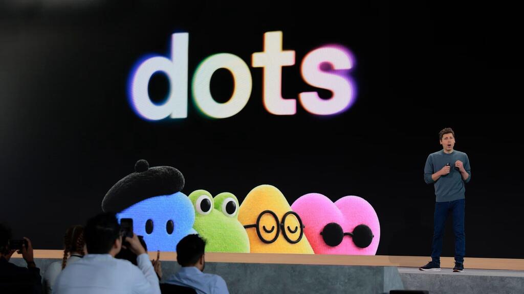 OpenAI CEO Sam Altman presents Dots, the company's new AI agents (Photo: Getty Images) סם אלטמן מציג את Dots