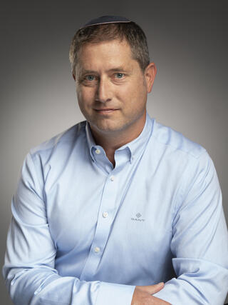 Chaim Schiff, CEO, The Elephant 