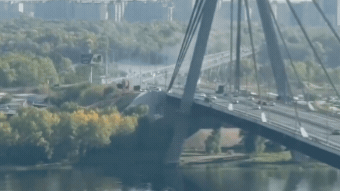 דוקטרינת פוטין: כטב"מים מתפוצצים על הגשרים בקייב