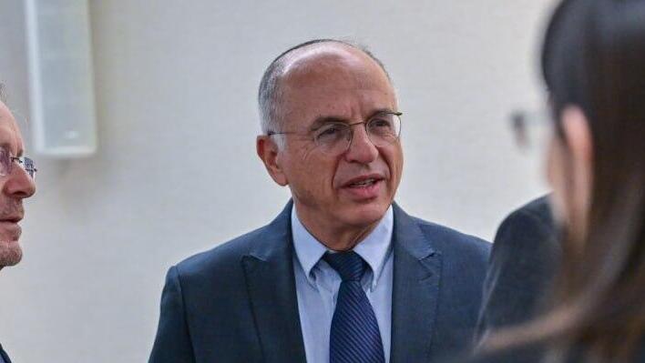 Central Elections Committee Chairman Justice Noam Sohlberg (Photo: GPO) יצחק הרצוג ונעם סולברג בפגישה עם ענקיות הטכנולוגיה