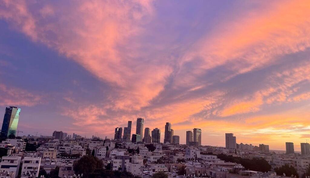 Photo: Michael Kolomenkin שקיעה מחוף תל אביב