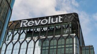 מטה רבולוט Revolut בלונדון