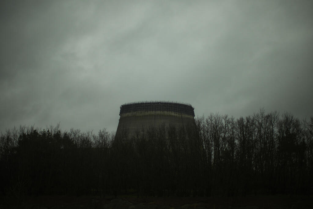 An unfinished reactor at the Chernobyl nuclear power plant (Photo: Francisco Seco/AP) כור שלא הושלם בתחנת הכוח הגרעינית צ'רנוביל