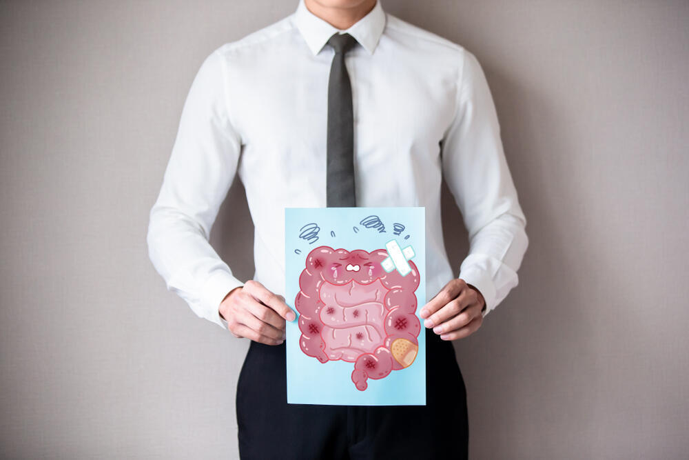 What is your gut telling you? (Photo: Shutterstock/aslysun) תחושת בטן אינטואציה