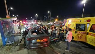 גבר נהרג כשרכבו התפוצץ בכביש 4, חשד לחיסול