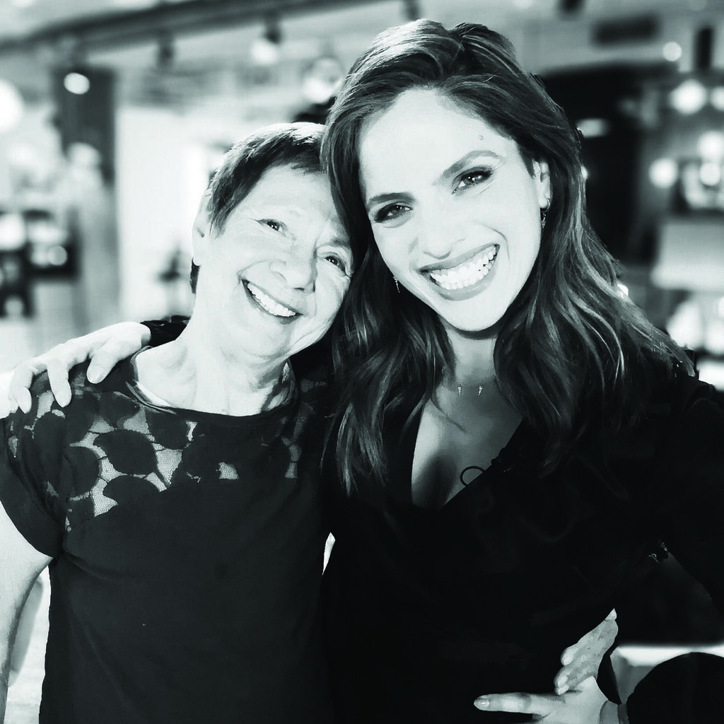 Noa Tishby with her mom, Yael Artzi Tishby (Photo: Private album) נועה תשבי ואמה