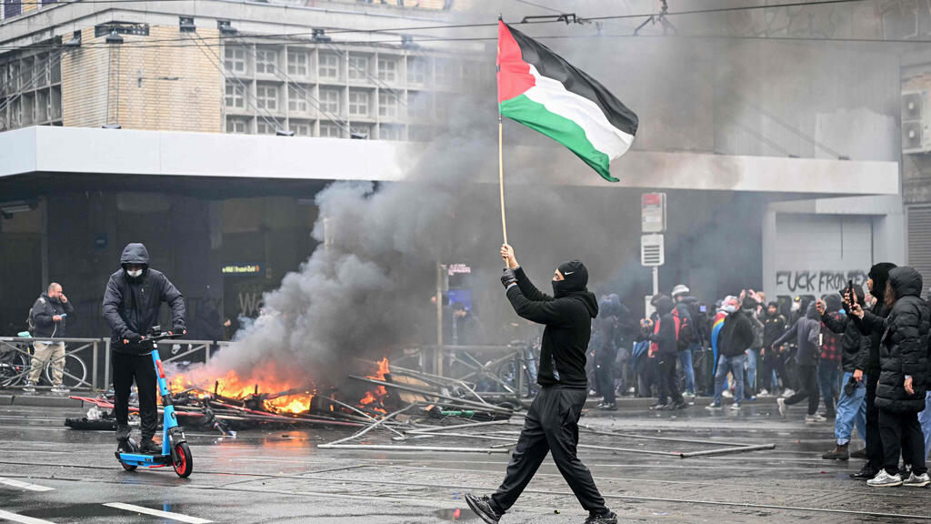 Photo: NICOLAS TUCAT / AFP מחאות בבלגיה