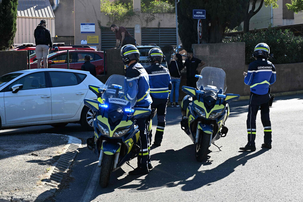 זירת ה ירי ב בית הספר בעיר אובאן ב צרפת