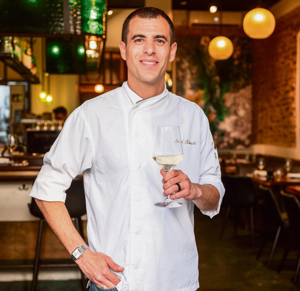 Chef Orel Kimchi (Photo: Yuval Chen) "במשך 20 שנה חייתי בתחושה אמיתית שאני דפוק". אוראל קמחי