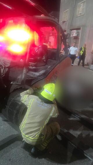 פועל נלכד מתחת למלגזה במפעל בגליל התחתון, מותו נקבע במקום