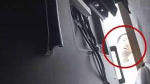 OpenAI engineer Abdulrahman Alfozan, a Saudi national, was arrested and charged with planting a listening device in the company's executive conference room in San Francisco (Photo: U.S. v. Abdulrahman Alfozan, 3:26-mj-71329) מהנדס בחברת OpenAI, עבדאלרחמן אלפוזאן בעל אזרחות סעודית, נעצר והואשם בהטמנת מכשיר ציתות בחדר הישיבות של הנהלת החברה בסן פרנסיסקו.