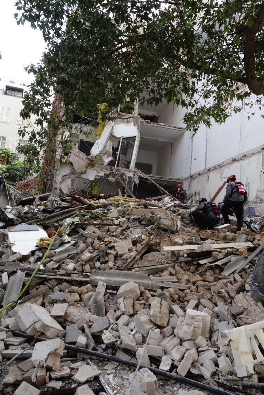 The building collapse in Tel Aviv (Photo: Shaul Golan) קריסת המבנה בתל אביב