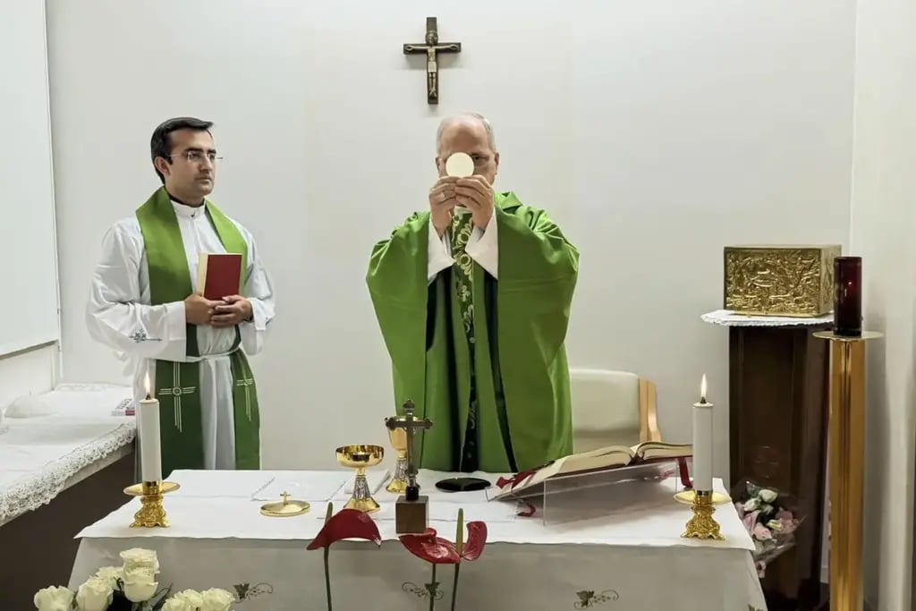 Pope Leo XIV, accompanied by his personal secretary, Monsignor Edgard Iván Rimaycuna Inga, celebrates Mass at Rome's Gemelli Hospital on Friday while recovering from lung cancer surgery (Photo: Vatican Media via AP) Pope Leo XIV, accompanied by his personal secretary, Monsignor Edgard Iván Rimaycuna Inga, celebrates Mass at Rome's Gemelli Hospital on Friday while recovering from lung cancer surgery