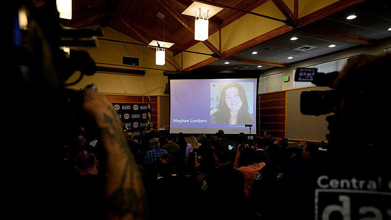 Meghan Lambert, the 25-year-old teacher killed in the Oregon school shooting (Photo: GETTY IMAGES NORTH AMERICA / AFP) מייגן למברט המורה שנרצחה בבית הספר היסודי באורגון ארצות הברית