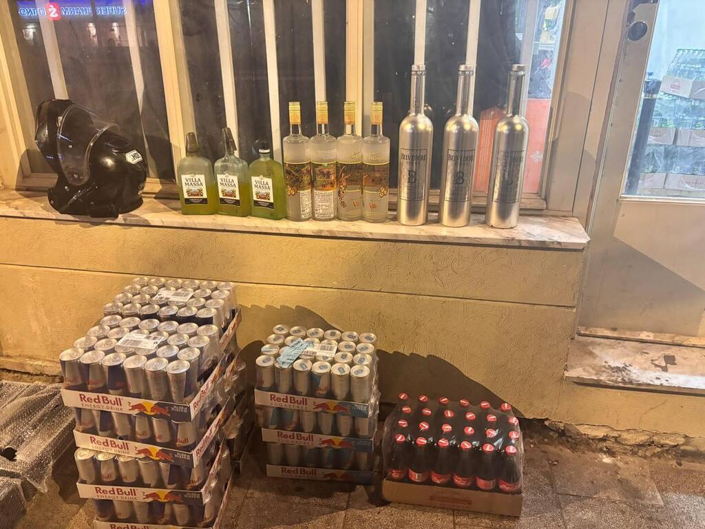 מאור בוזגלו פריצה לבר 