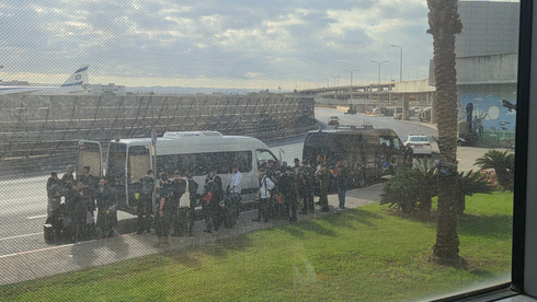 המעצר של העריקים החרדים בנתב"ג