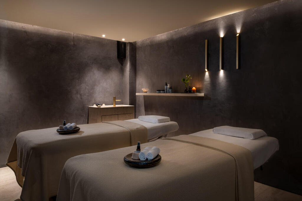 Kedem Spa at The Yacht: One of the treatment rooms, designed for the ultimate escape (Photo: Aya Ben Ezri) ספא קדם במלון The Yacht