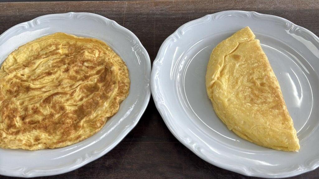 Which do you prefer: an Israeli-style omelet or a French omelet? (Photo: Sapir Gordo) חביתה אומלט ביצים