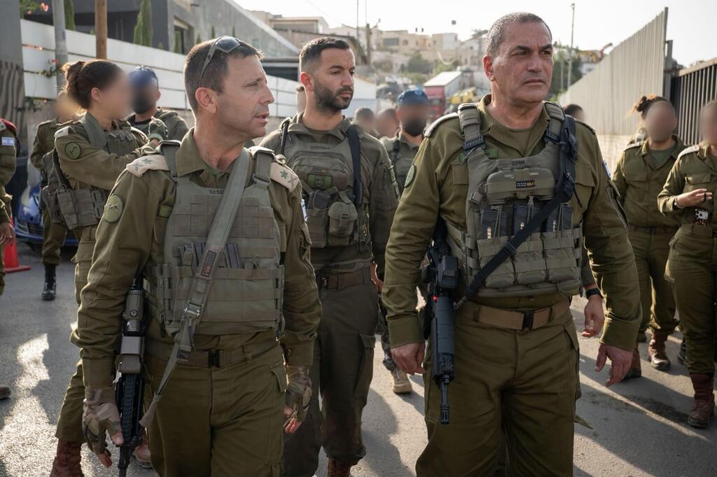 הרמטכ"ל בזירת פיגוע הירי סמוך לצומת יהודה