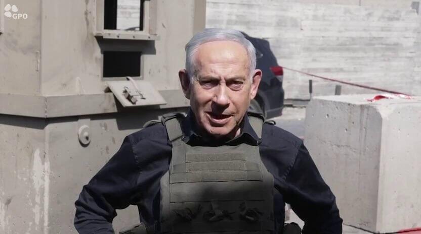 Prime Minister Benjamin Netanyahu at the scene of the attack (Photo: Omer Miron) ראש הממשלה, בנימין נתניהו בזירת הפיגוע