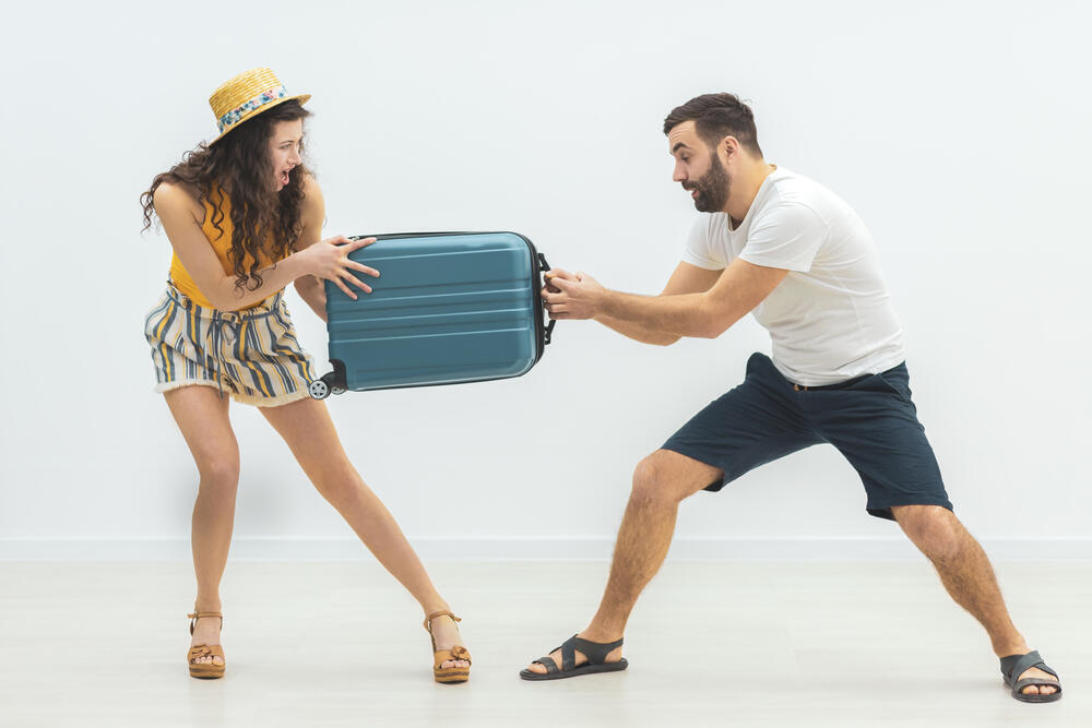 Will your relationship survive your next vacation? (Photo: Star Stock / shutterstock) האם הזוגיות שלכם תחזיק מעמד בחופשה הבאה?