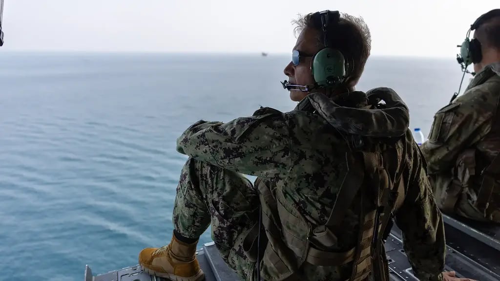 تنگه هرمز ایران ارتش ایالات متحده آمریکا ادمیرال برد کوپر سنتکام CENTCOM فرماندهی مرکزی آمریکایی